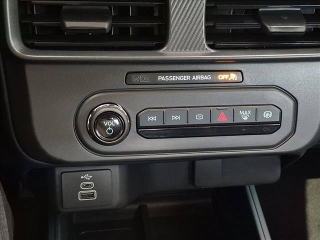 Used 2026 Ford Maverick XL FWD image 12