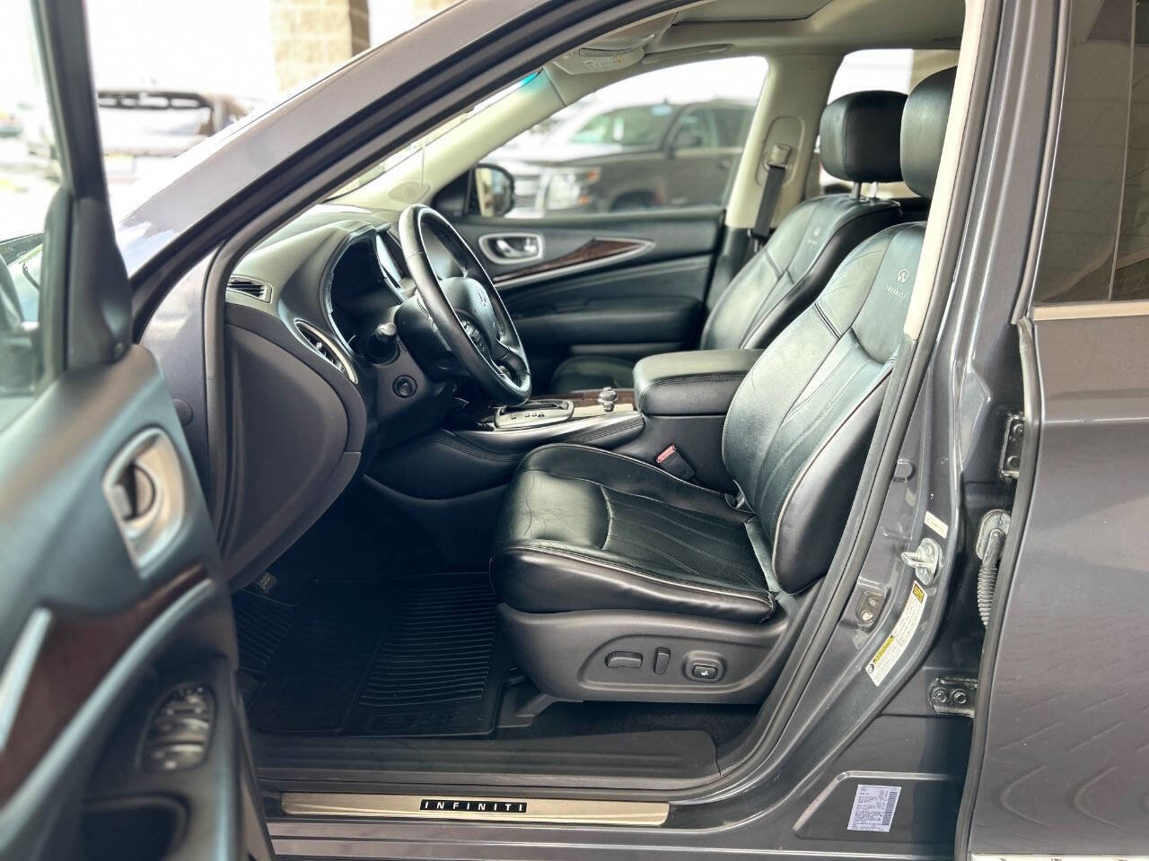 Used 2013 INFINITI JX35 AWD w/ Premium Pkg image 37