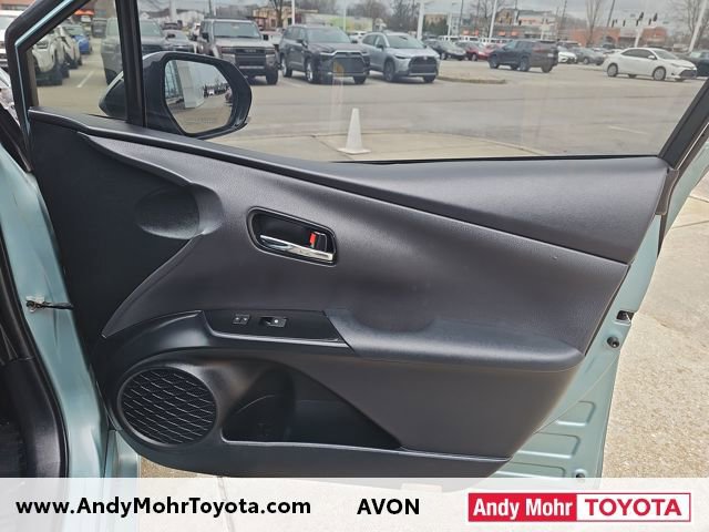 Used 2016 Toyota Prius Four image 33
