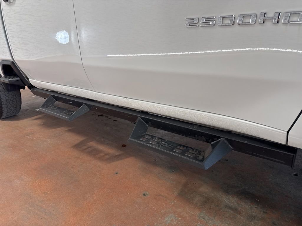 Used 2024 Chevrolet Silverado 2500 Custom w/ Custom Value Package image 10