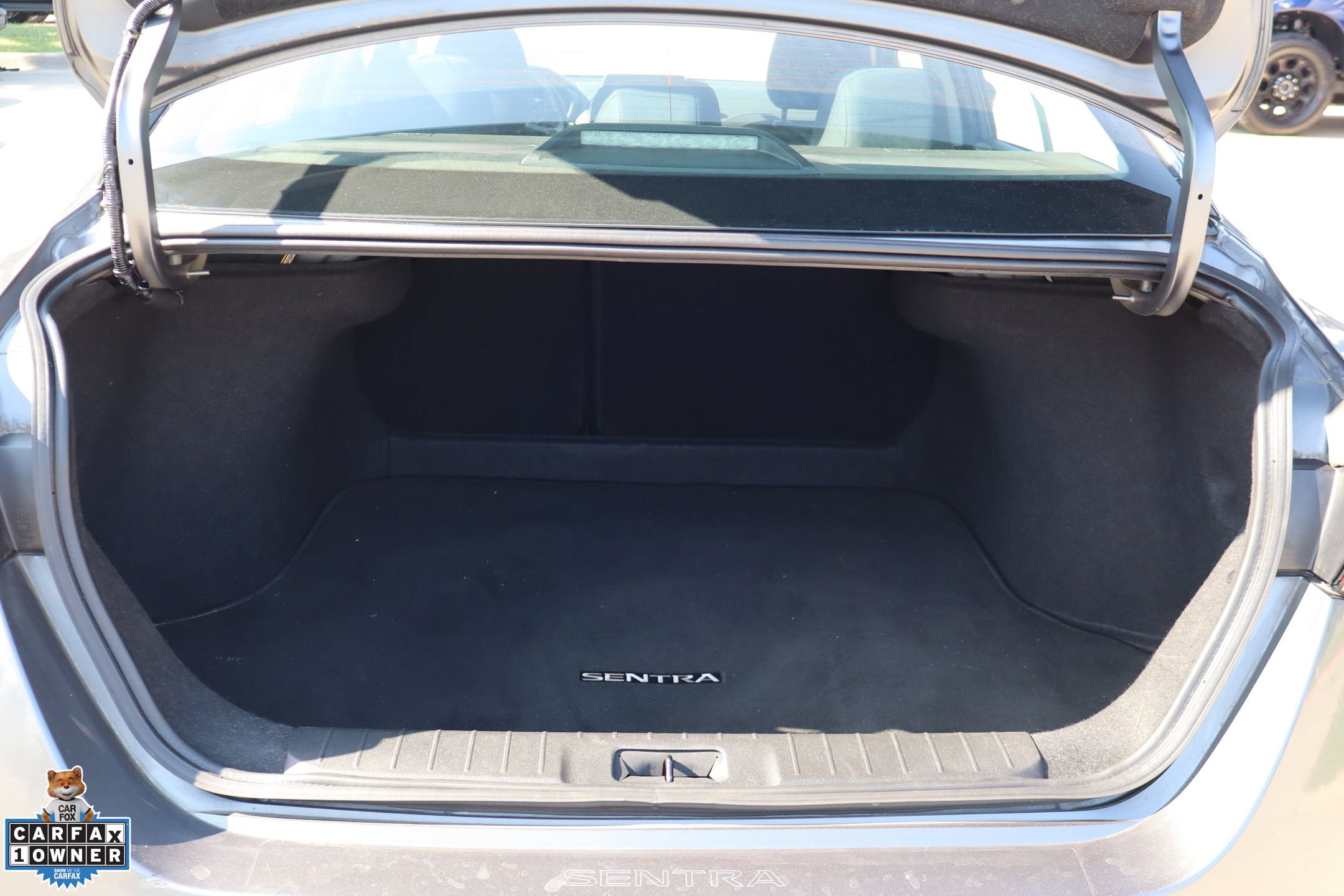 Used 2023 Nissan Sentra SV FWD image 26