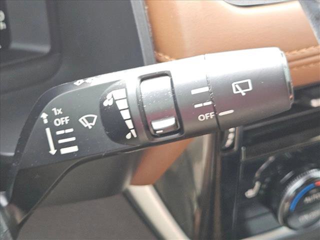 Used 2024 Nissan Rogue Platinum w/ Platinum Premium Package image 15