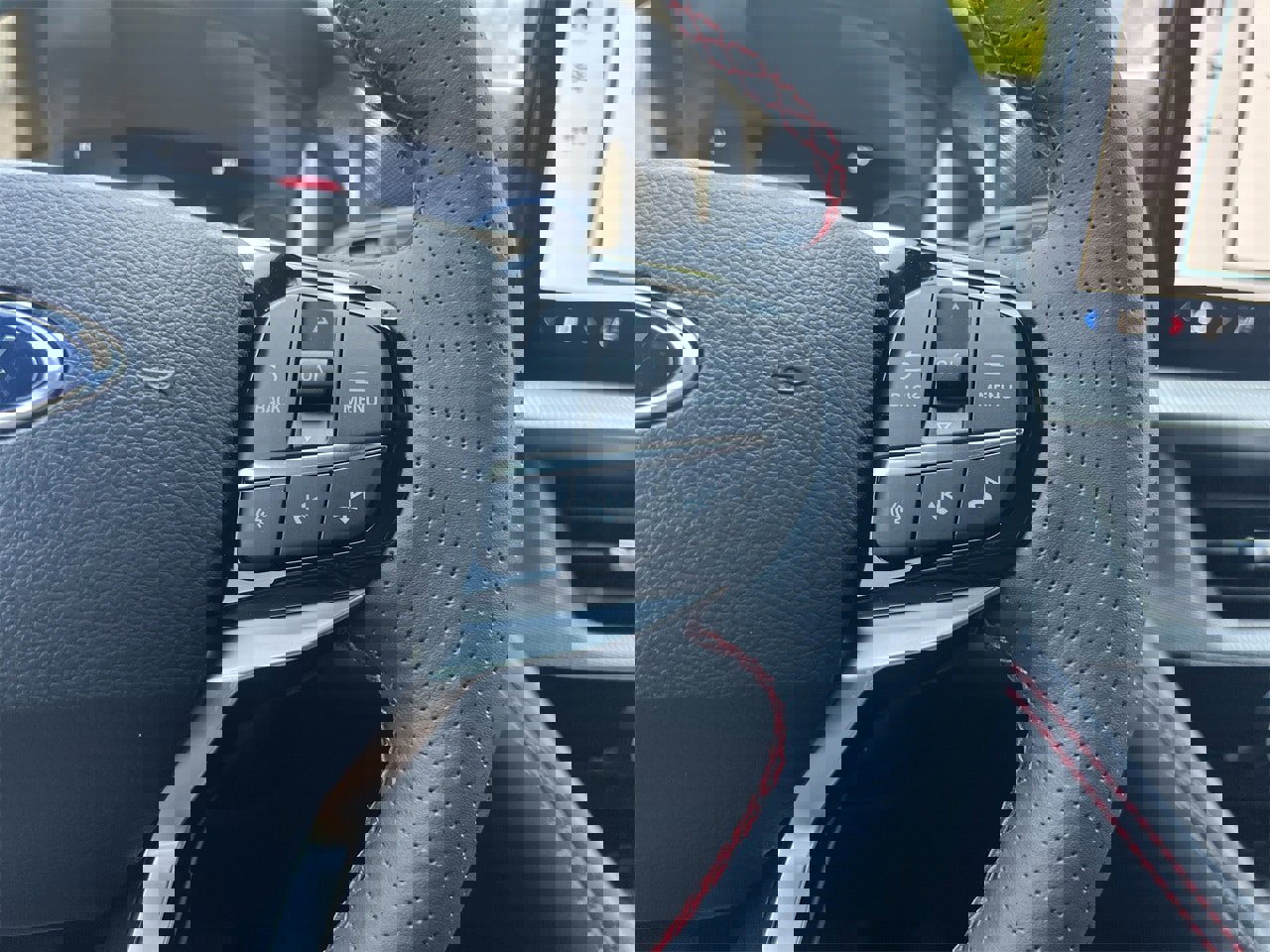 New 2025 Ford Explorer ST-Line w/ Premium Package image 10