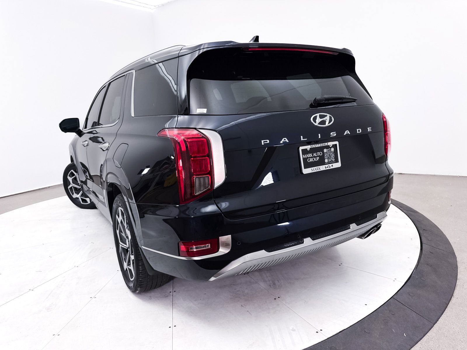 Used 2022 Hyundai Palisade Calligraphy w/ Cargo Package FWD image 9