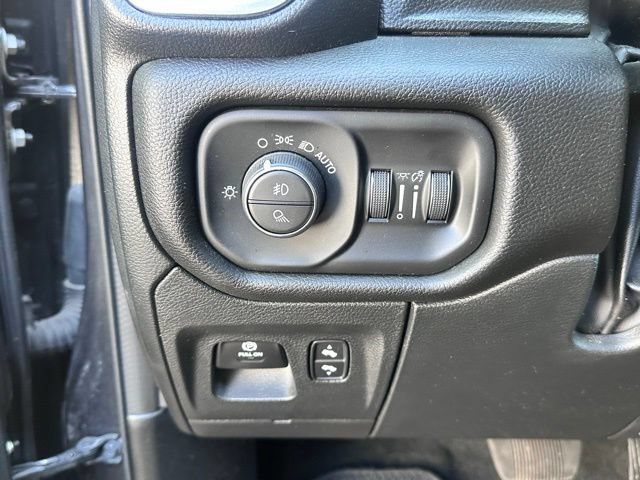Used 2023 RAM 1500 Laramie AWD/4WD image 15