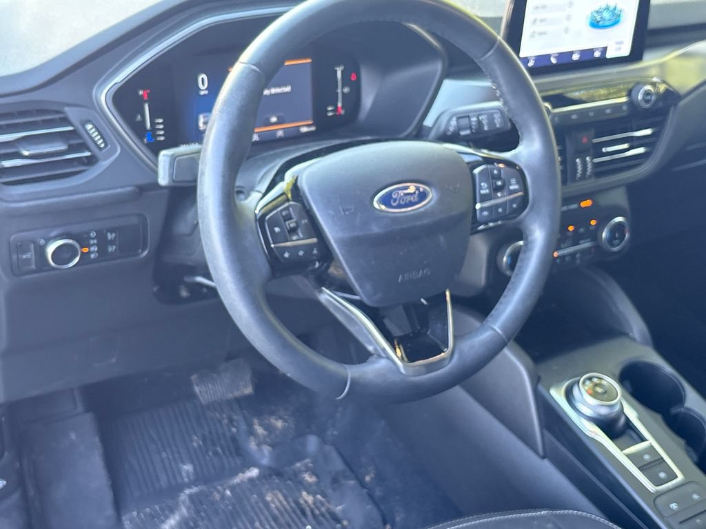 Used 2023 Ford Escape Active AWD/4WD image 4