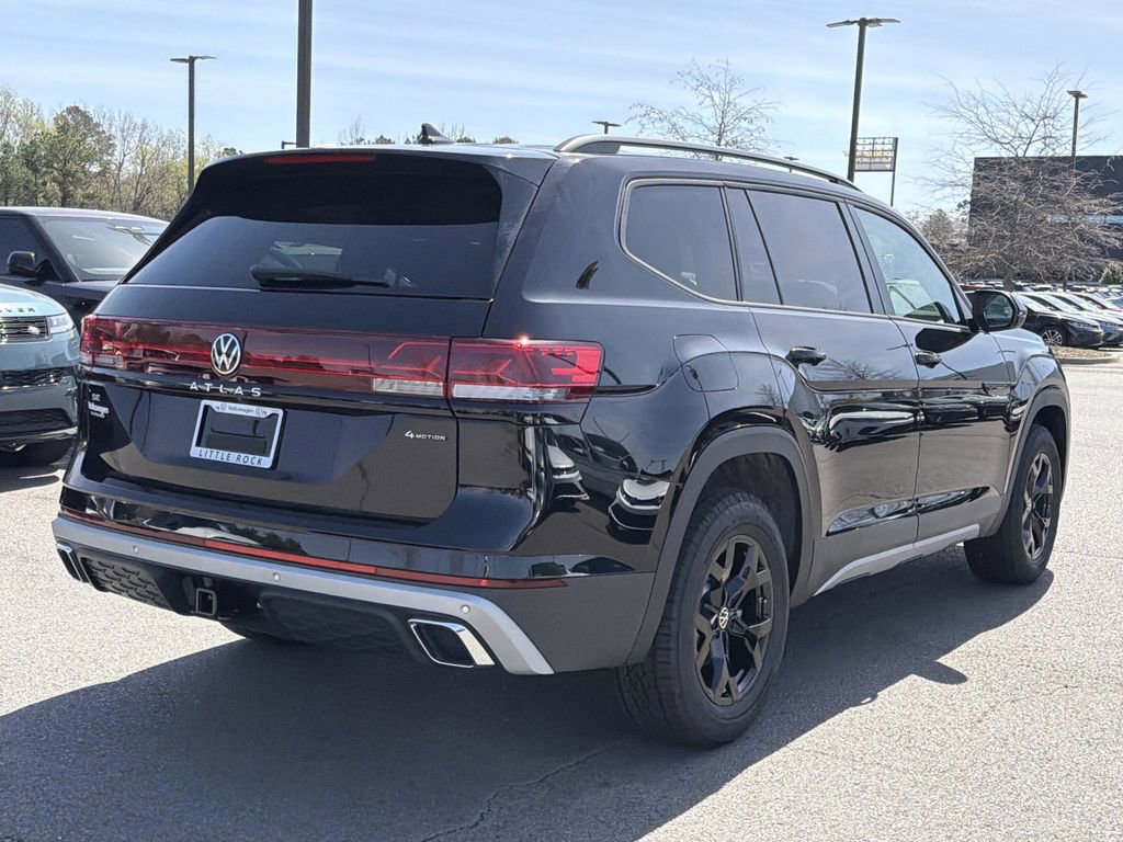 New 2026 Volkswagen Atlas Peak Edition image 5