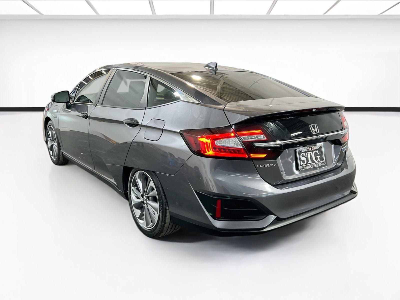 Used 2018 Honda Clarity Touring image 6