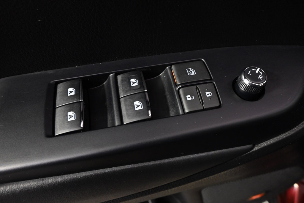 Used 2019 Toyota Highlander Limited Platinum AWD/4WD image 23