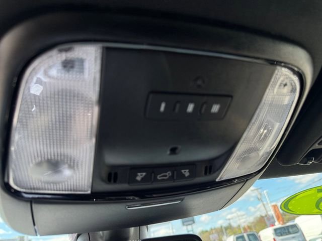 Used 2025 Dodge Durango GT w/ Blacktop Package AWD/4WD image 27