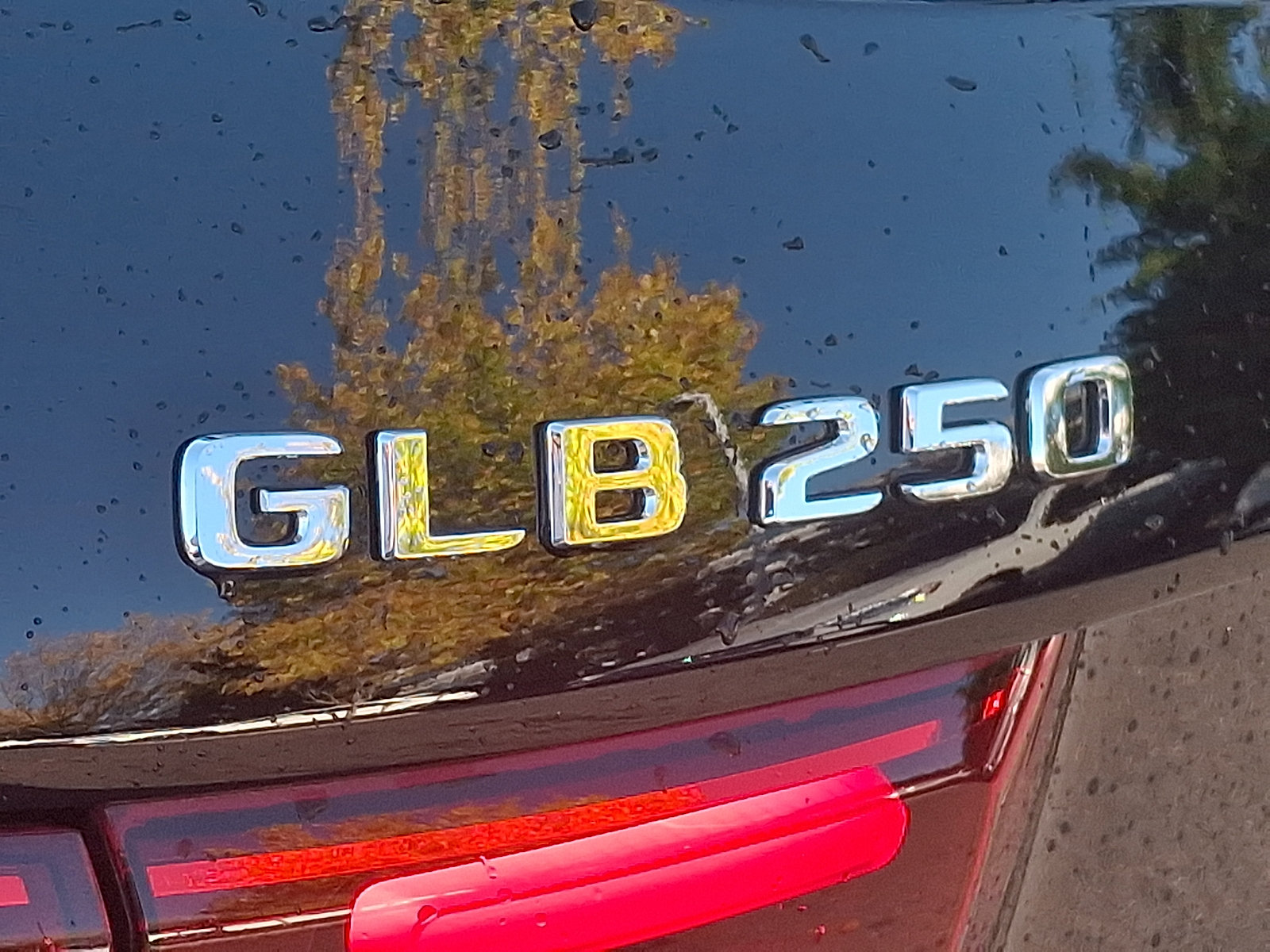 New 2026 Mercedes-Benz GLB 250 4MATIC image 22