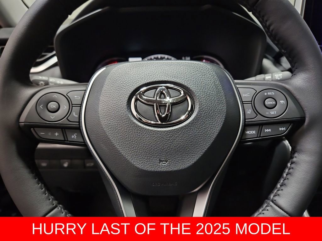 New 2025 Toyota RAV4 XLE image 15