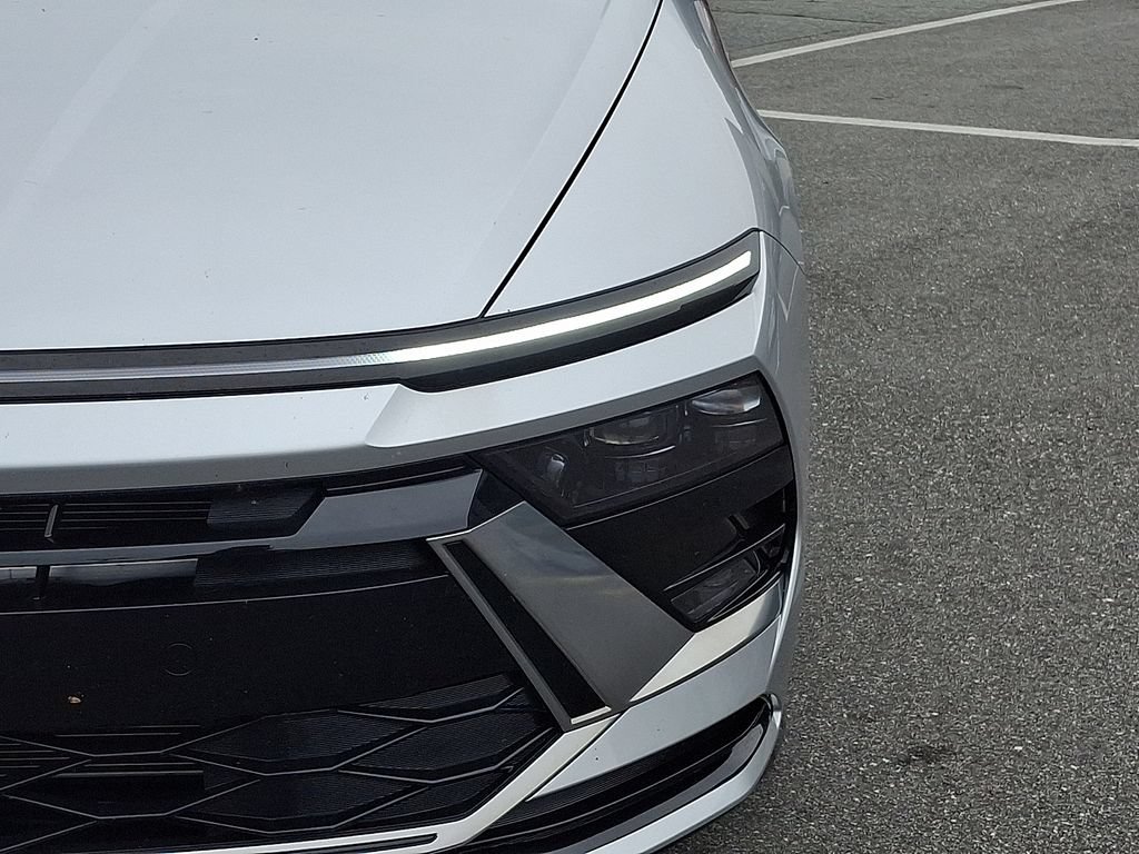 Used 2025 Hyundai Sonata SEL FWD image 9