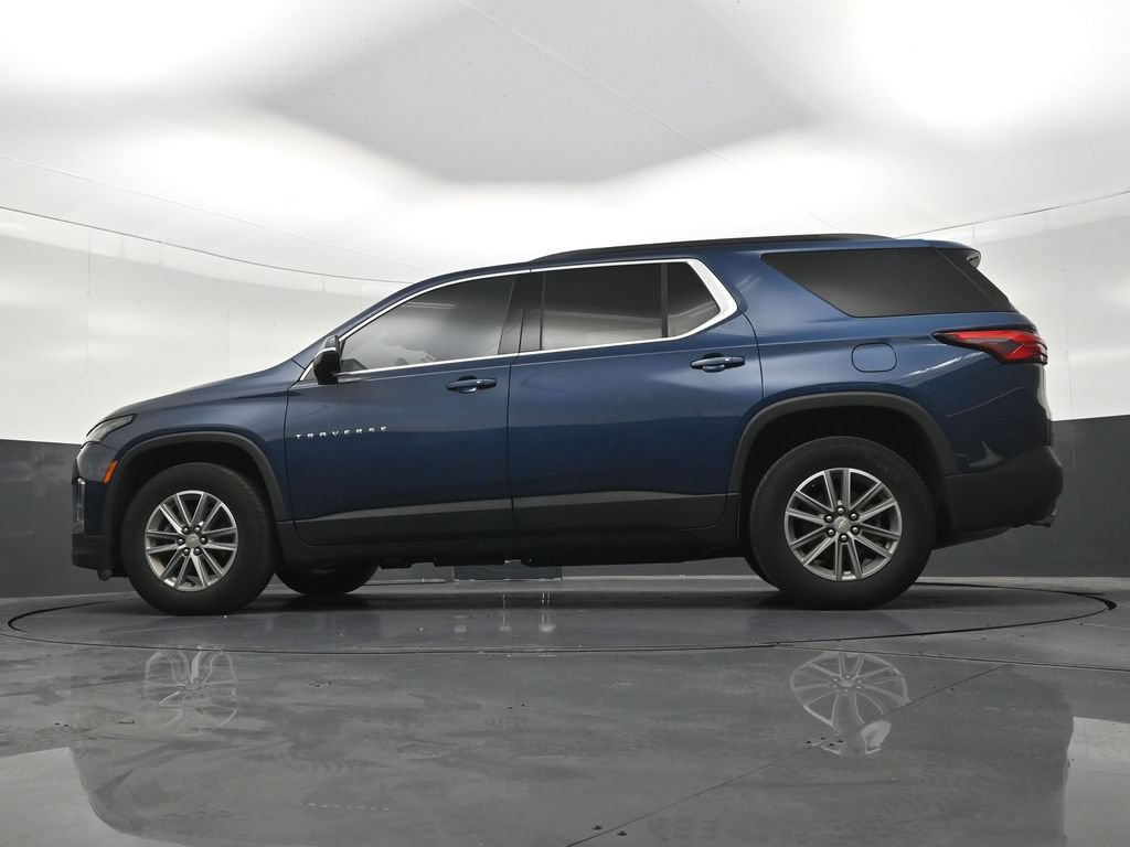 Used 2023 Chevrolet Traverse LT FWD image 25