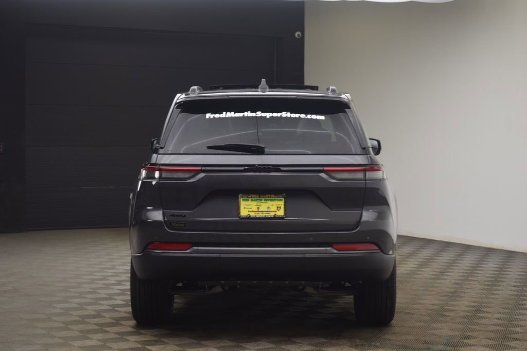 New 2026 Jeep Grand Cherokee Limited image 11