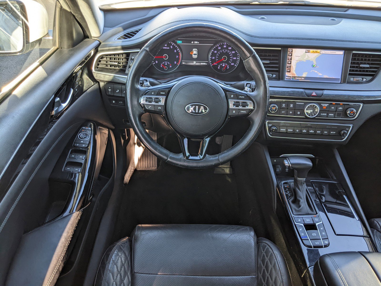 Certified 2019 Kia Cadenza Limited image 12
