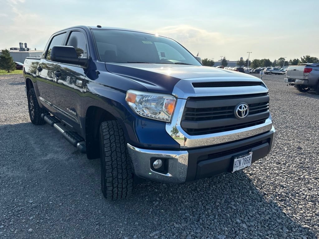 Used 2014 Toyota Tundra SR5 w/ TRD Off Road Package AWD/4WD image 14