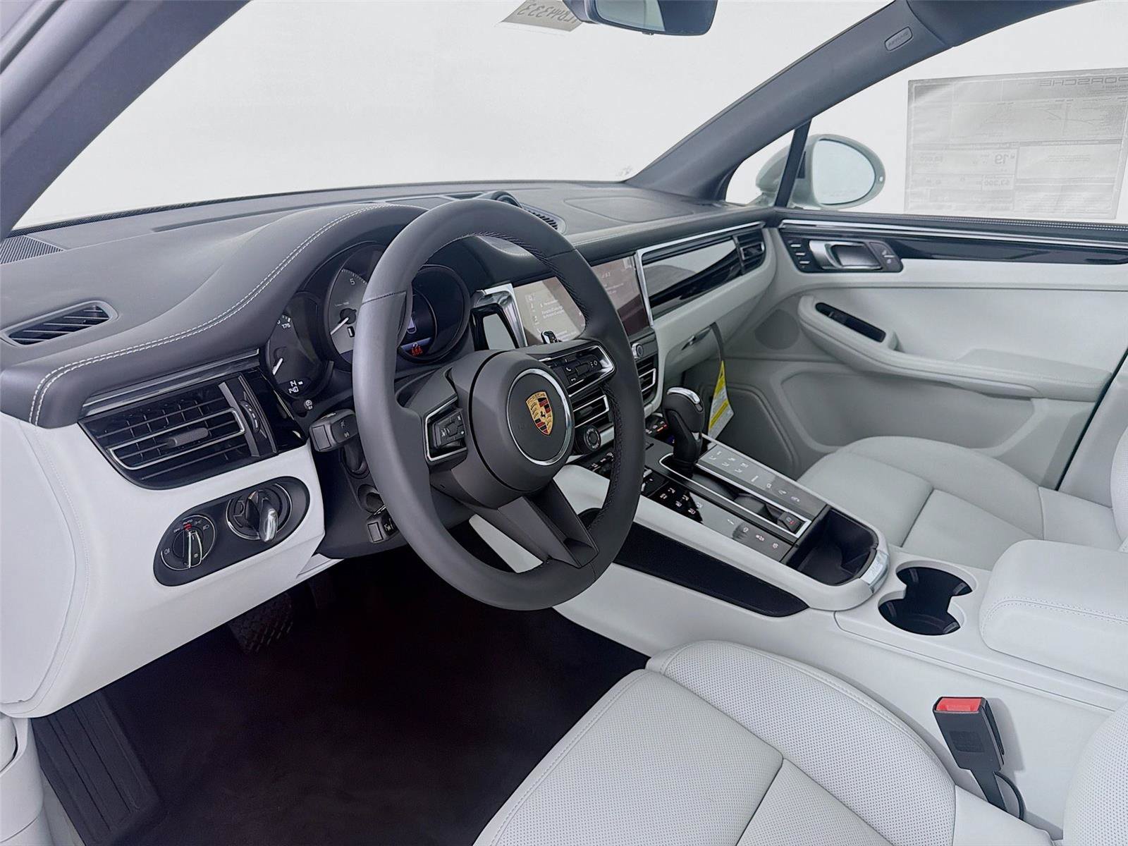 New 2026 Porsche Macan S AWD/4WD image 4