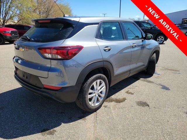 Used 2021 Chevrolet TrailBlazer LS FWD image 4