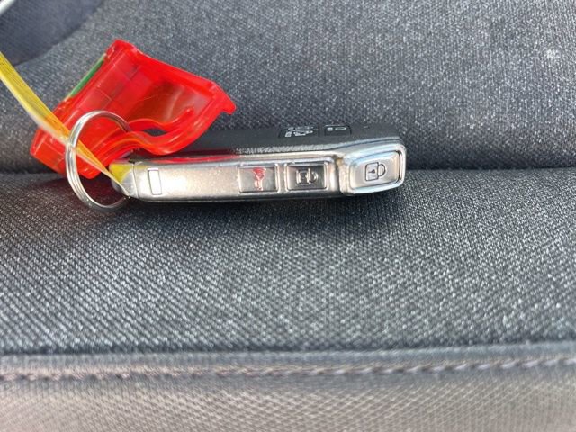 Certified 2023 Kia Carnival LX image 37