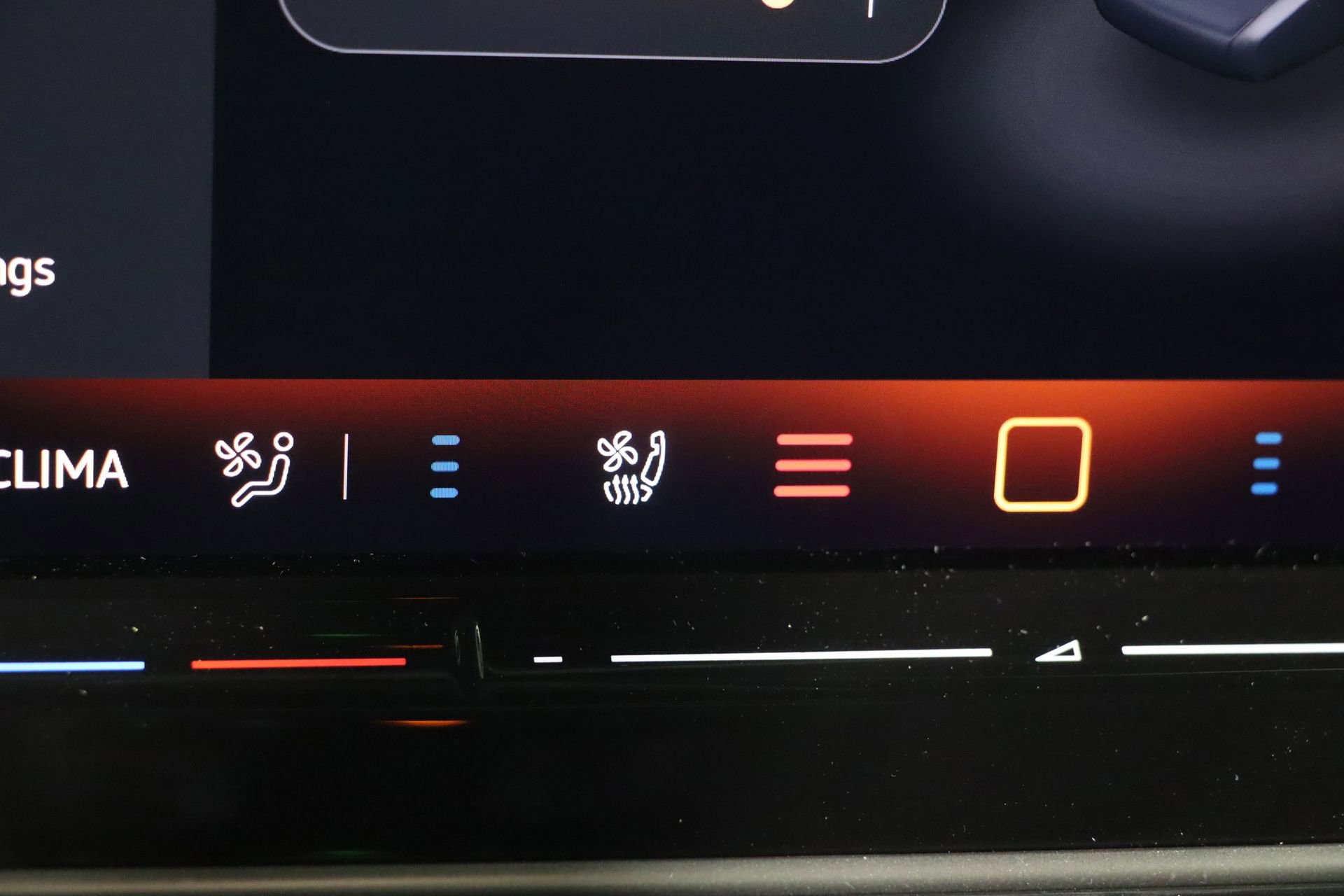 New 2025 Volkswagen ID. Buzz Pro S RWD image 13