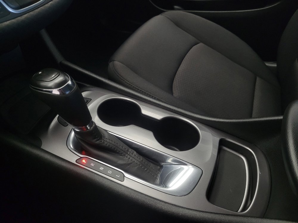 Used 2020 Chevrolet Malibu LS image 26