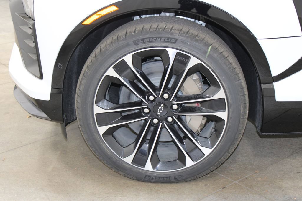 New 2026 Chevrolet Blazer EV SS image 50