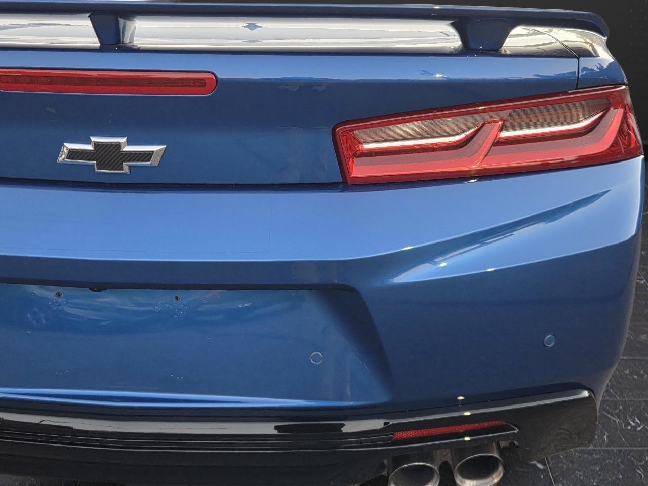 Used 2018 Chevrolet Camaro SS RWD image 33