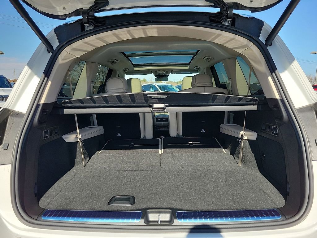 New 2025 Mercedes-Benz GLS 450 4MATIC image 12