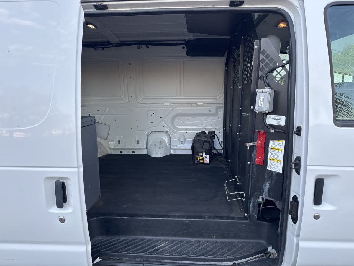 Used 2013 Ford E-150 and Econoline 150 w/ PWR Group RWD image 8