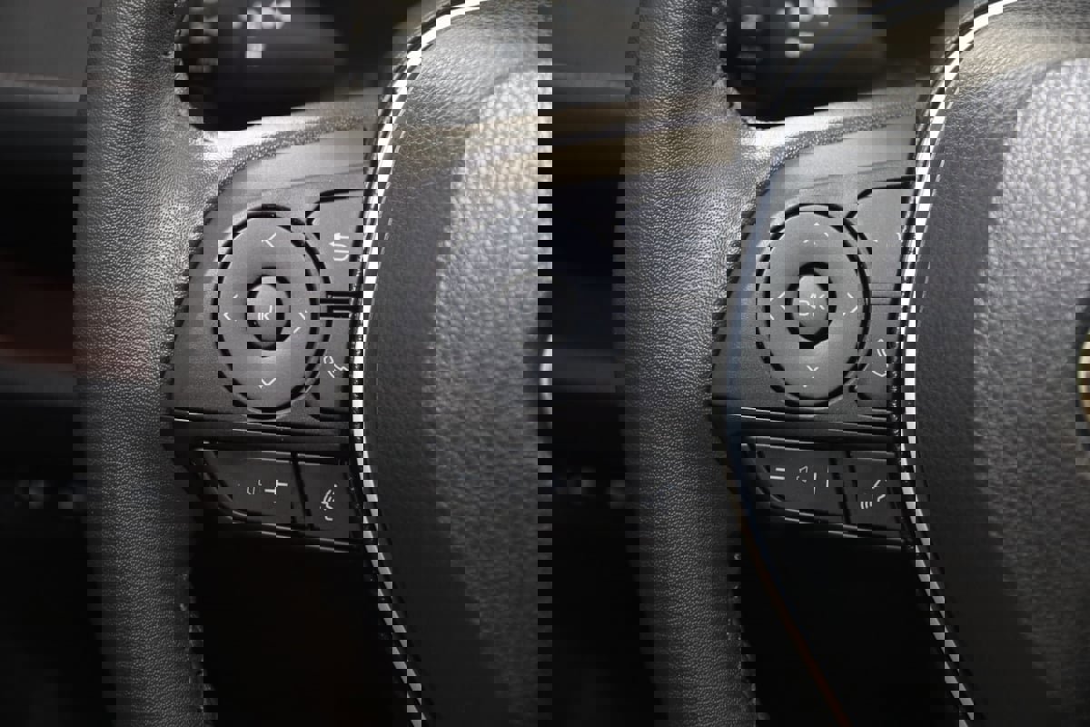 Used 2024 Toyota RAV4 Limited image 30