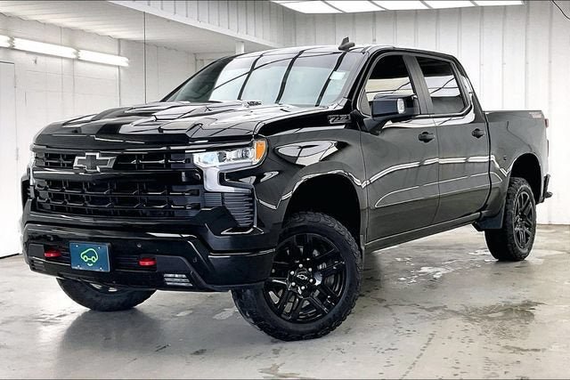 Certified 2024 Chevrolet Silverado 1500 LT Trail Boss w/ LT Trail Boss Premium Package AWD/4WD image 2