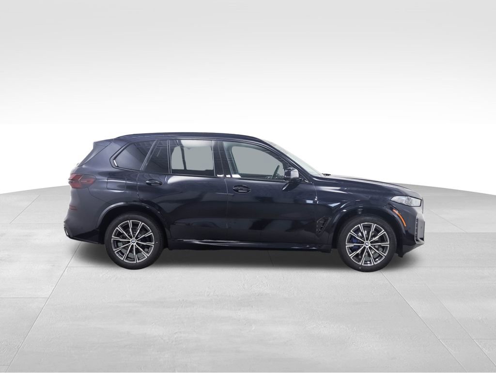 New 2026 BMW X5 xDrive40i w/ M Sport Package image 6