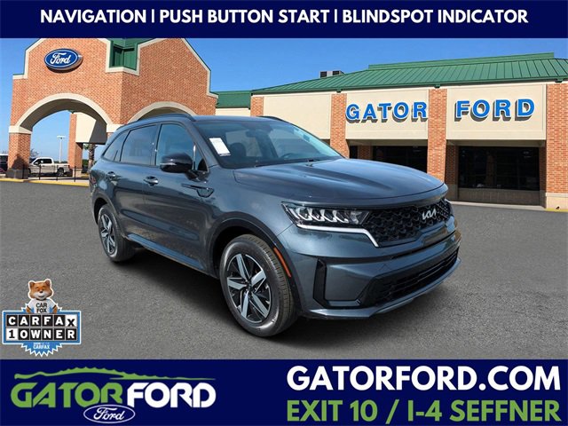 Used 2023 Kia Sorento S image 1