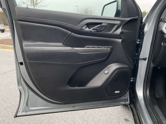 Used 2023 GMC Acadia SLT image 22