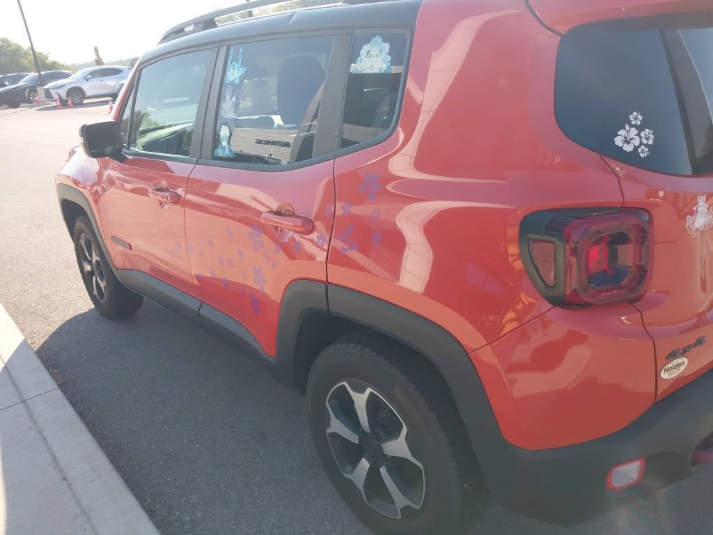 Used 2020 Jeep Renegade Trailhawk w/ Premium Leather Group AWD/4WD image 6