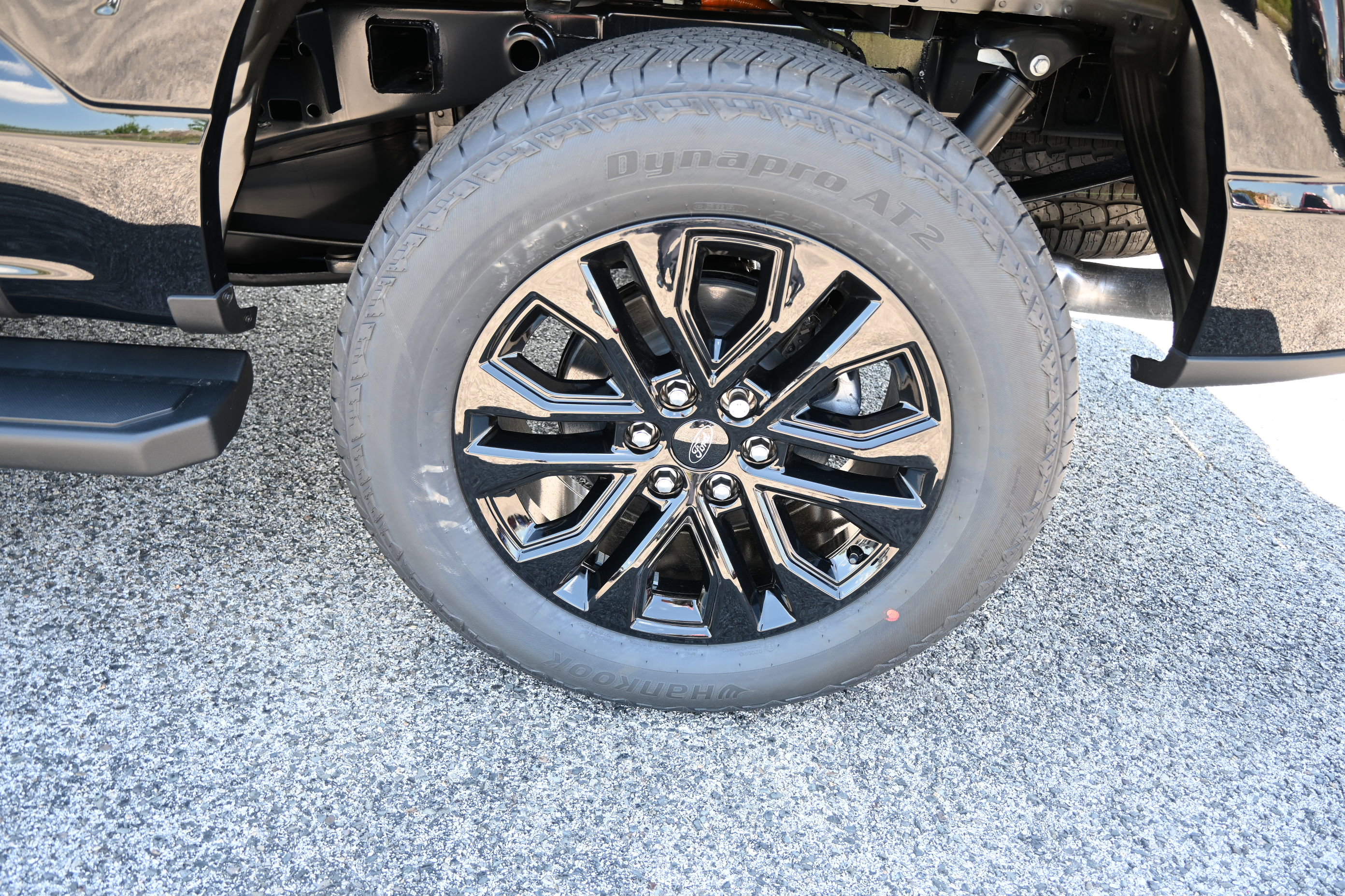 New 2026 Ford F150 Lariat AWD/4WD image 14