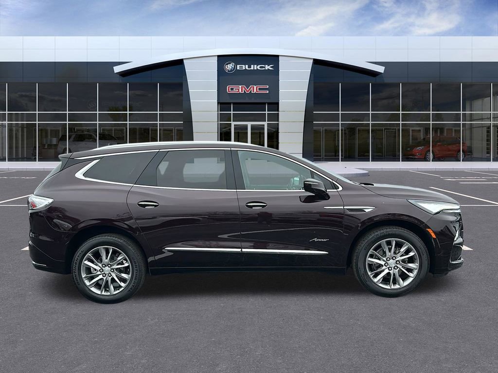 Used 2022 Buick Enclave Avenir w/ Avenir Technology Package image 6