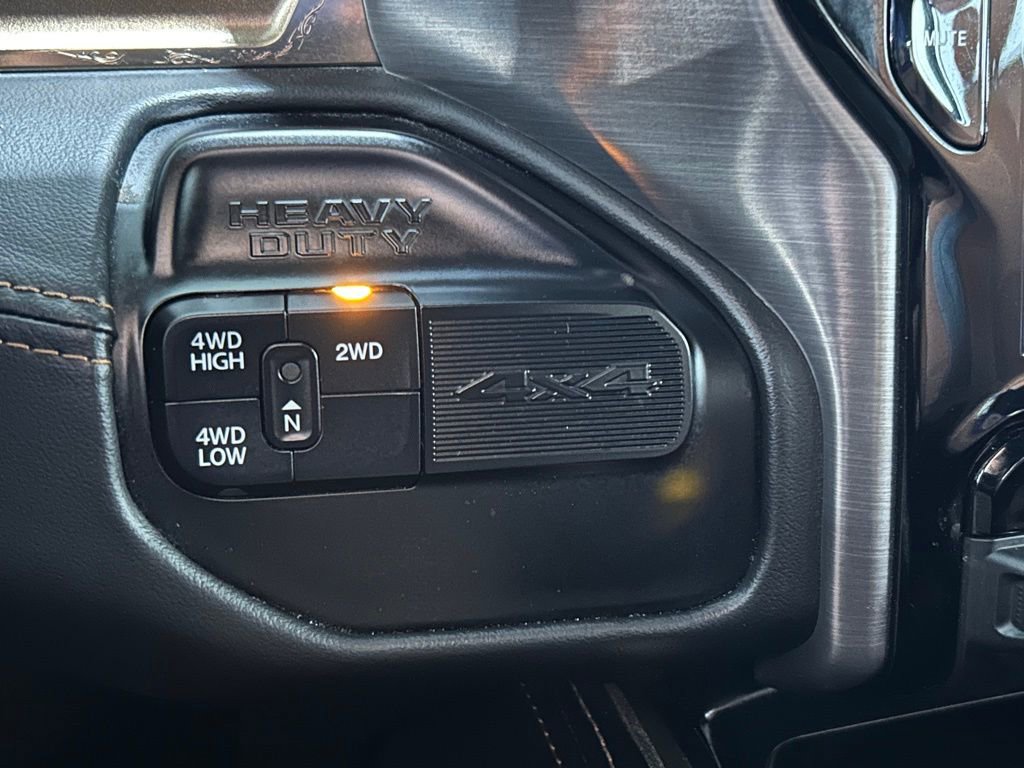 Used 2024 RAM 2500 Limited image 28