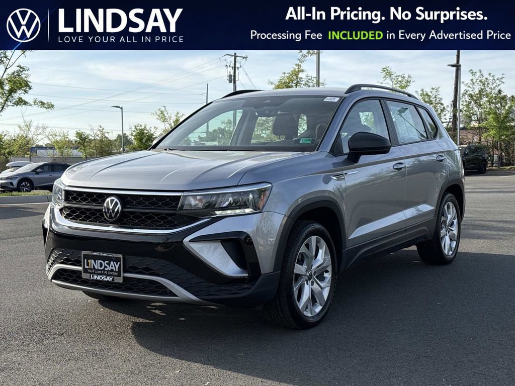 Used 2023 Volkswagen Taos S w/ Driver Assistance Package image 6
