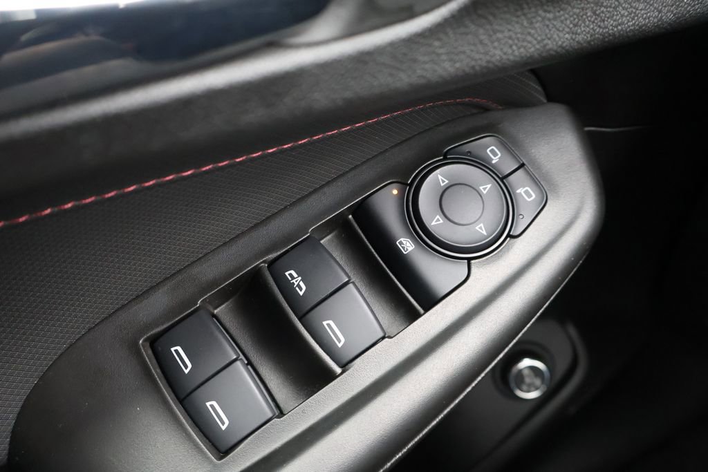 Certified 2023 Chevrolet TrailBlazer RS w/ Sun and Liftgate Package image 38