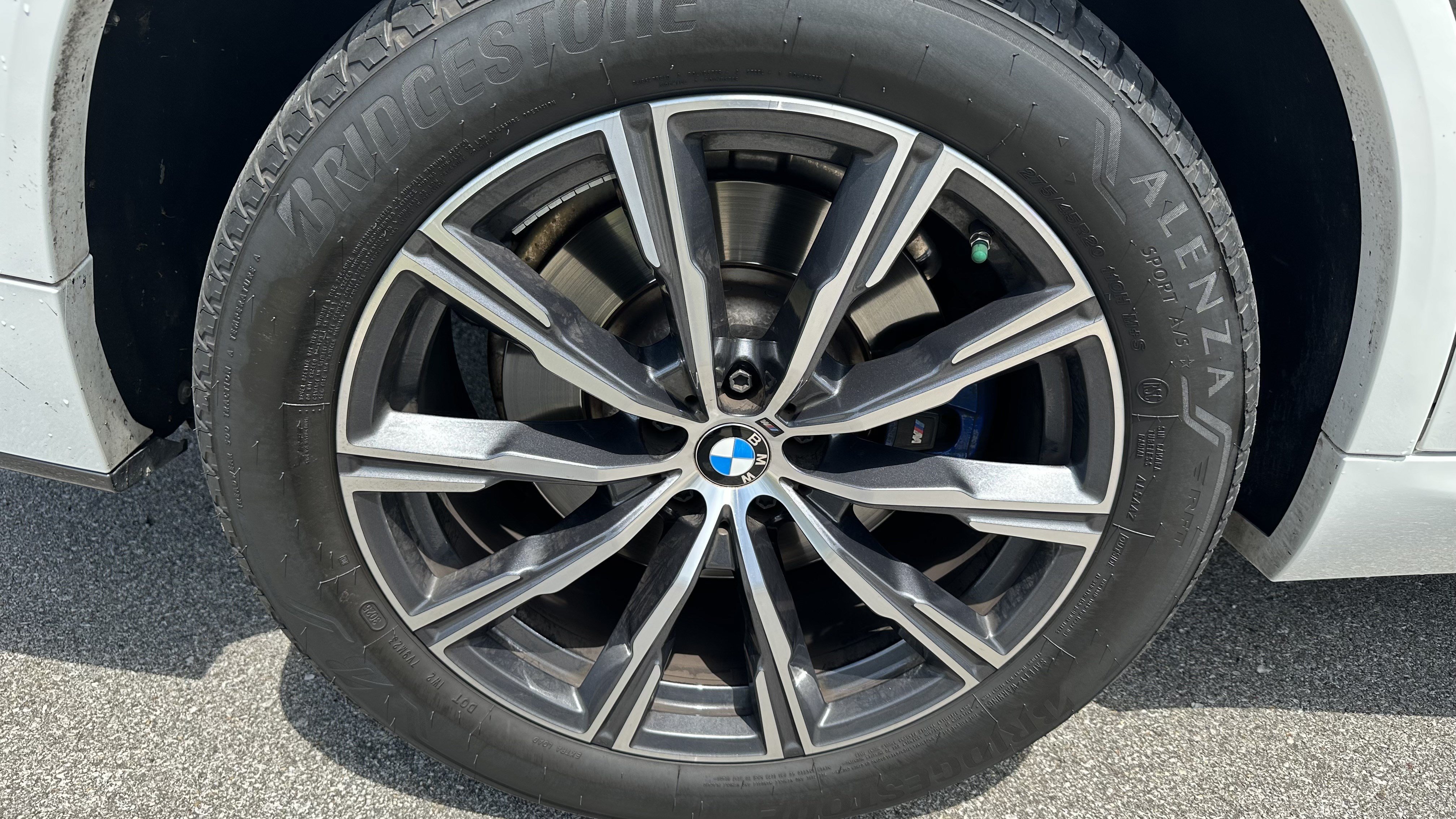 Used 2021 BMW X5 M50i w/ Premium Package AWD/4WD image 14