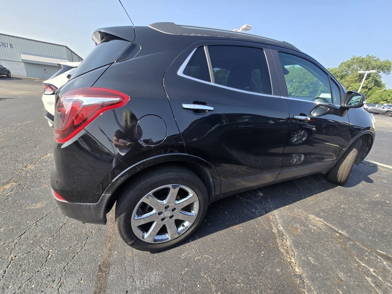 Used 2017 Buick Encore Premium w/ Experience Buick Package FWD image 8