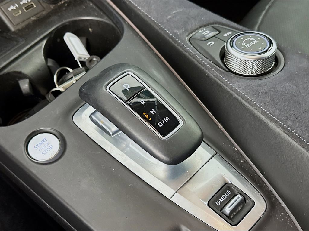 Used 2023 INFINITI QX50 Sensory image 17