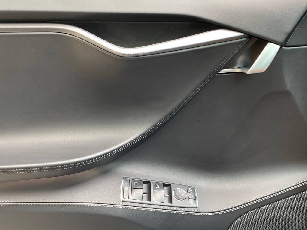 Used 2018 Tesla Model S 100D AWD/4WD image 15