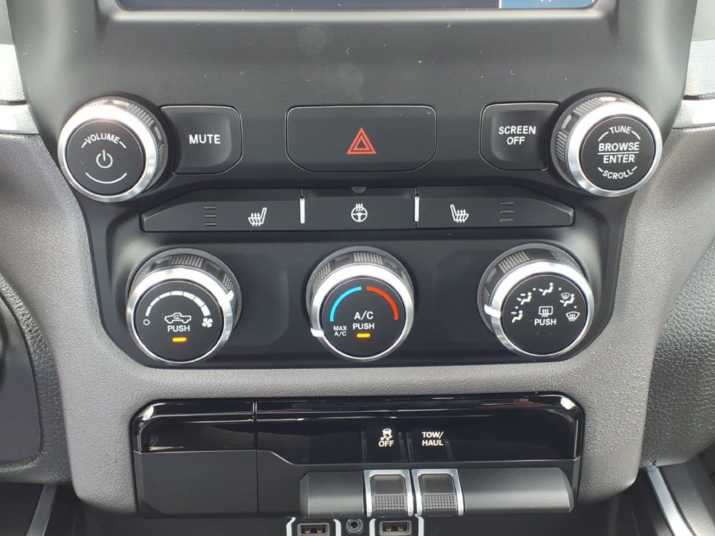 Used 2023 RAM 1500 Big Horn AWD/4WD image 8