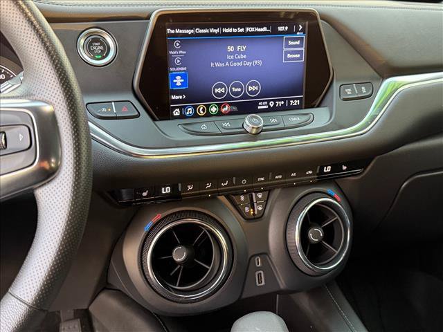Used 2022 Chevrolet Blazer LT FWD image 19
