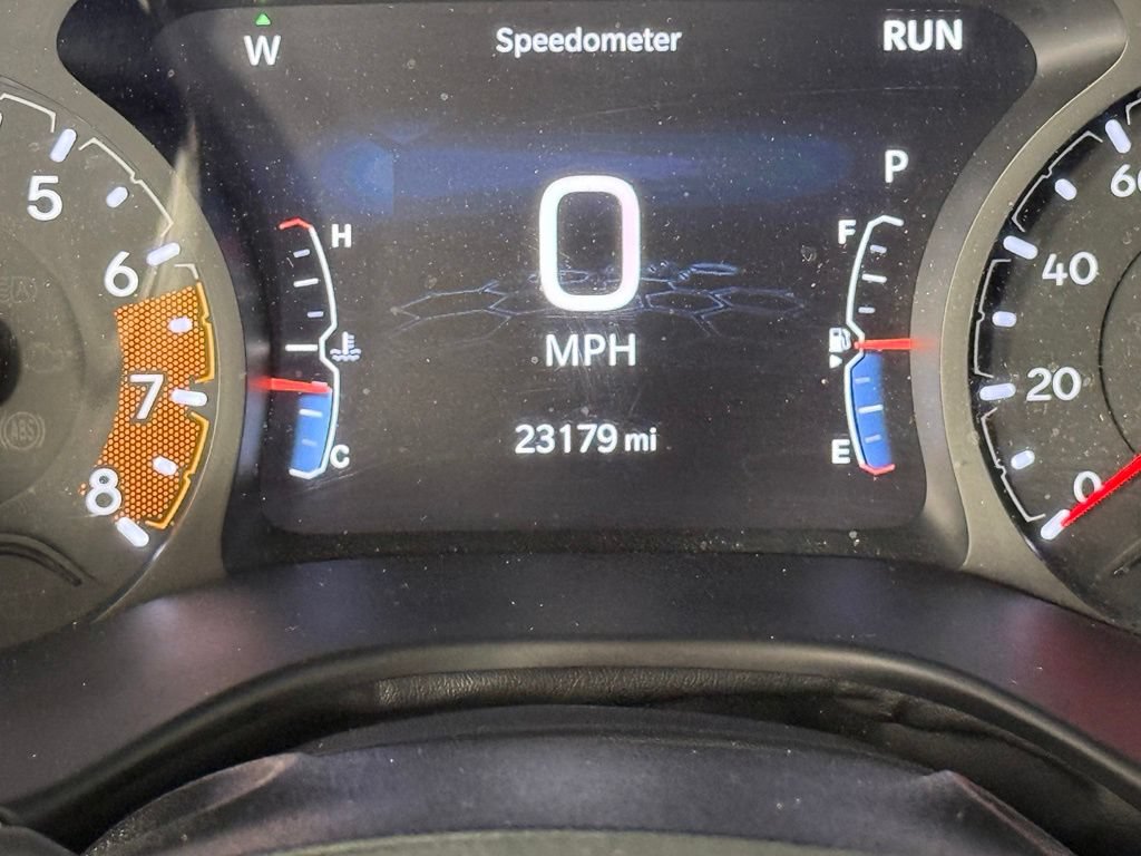 Used 2025 Jeep Compass Latitude AWD/4WD image 16