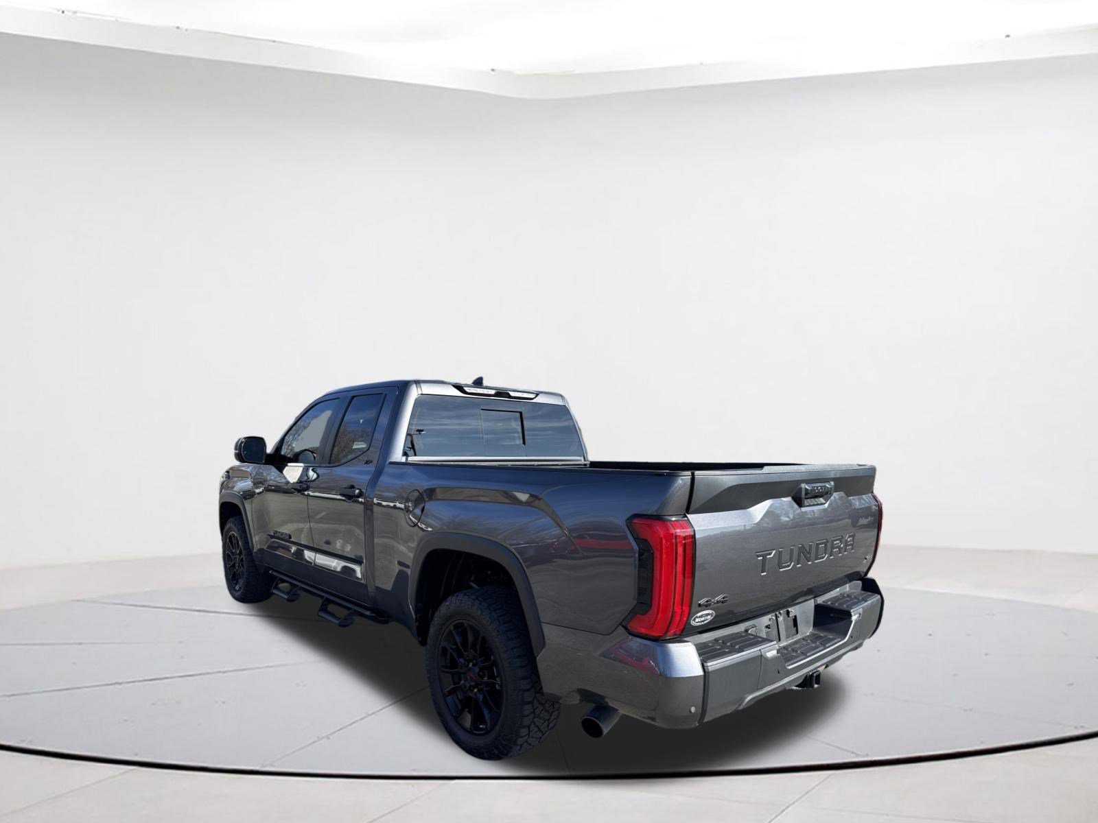 Used 2024 Toyota Tundra SR5 image 5