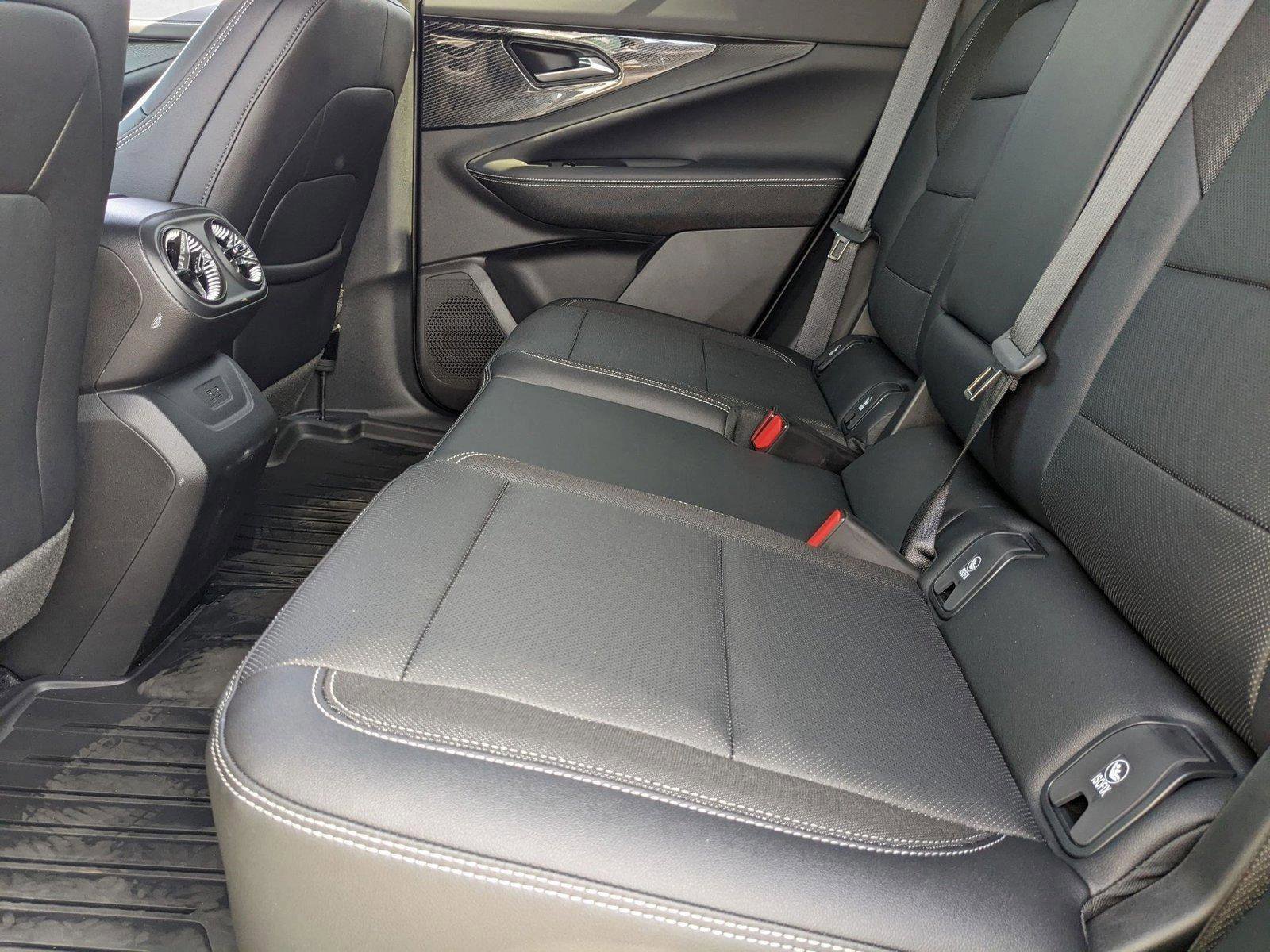 New 2025 Chevrolet Blazer EV LT AWD/4WD image 15